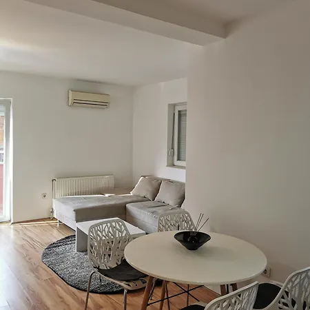 公寓 Lola5 贝尔格莱德