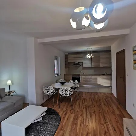 Appartamento Lola5 *