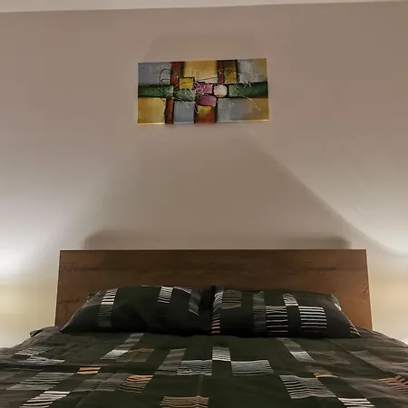 Lola5 Belgrád